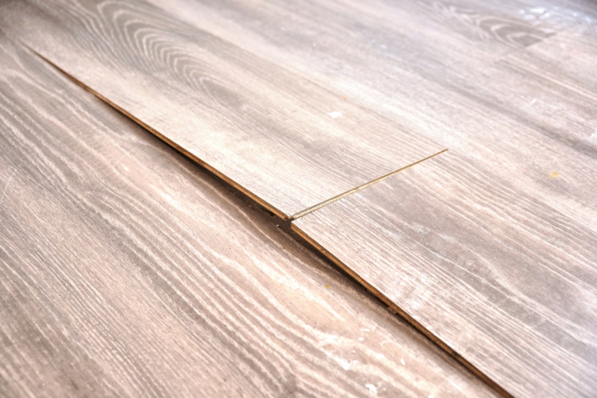 Repairing Vinyl Plank Flooring